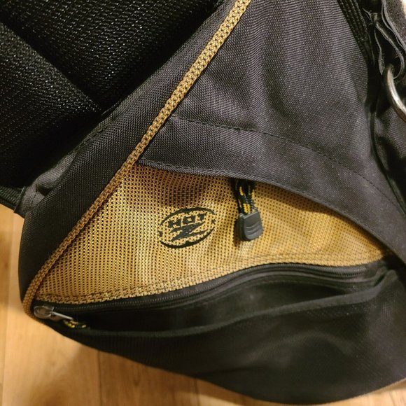 Hot Z Smirnoff Triple Black 5 way Standing Golf Club Bag. Straps & Cover - Picture 5 of 12